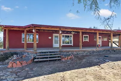 602 W Circle Mountain Road, New River, AZ 85087 - Photo 1