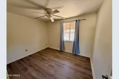 602 W Circle Mountain Road, New River, AZ 85087 - Photo 5