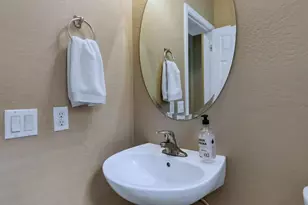 2157 W Scully Dr, Phoenix, AZ 85023 - Photo 27
