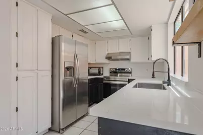 8940 W Olive Avenue #58, Peoria, AZ 85345 - Photo 3
