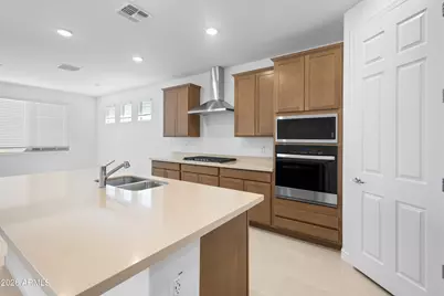 14832 W Honeysuckle Drive, Surprise, AZ 85387 - Photo 9