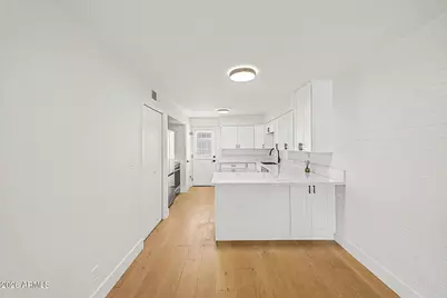 3505 E Campbell Avenue #11, Phoenix, AZ 85018 - Photo 11