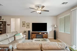 16860 W Buckhorn Trl, Surprise, AZ 85387 - Photo 7