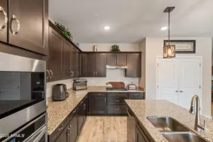 16860 W Buckhorn Trl, Surprise, AZ 85387 - Photo 13