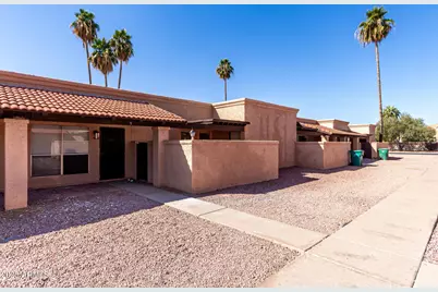 615 N Arrowhead Drive #Apt 3, Chandler, AZ 85224 - Photo 5