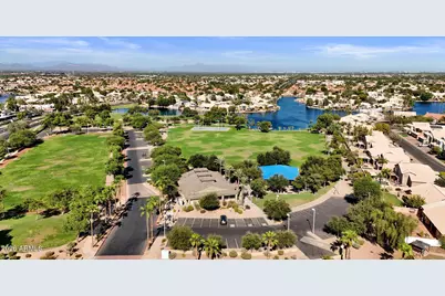 910 S Paradise Drive, Gilbert, AZ 85233 - Photo 61