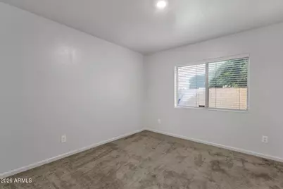 910 S Paradise Drive, Gilbert, AZ 85233 - Photo 23