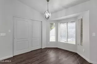 910 S Paradise Dr, Gilbert, AZ 85233 - Photo 17