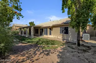 910 S Paradise Dr, Gilbert, AZ 85233 - Photo 45