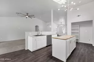 910 S Paradise Dr, Gilbert, AZ 85233 - Photo 19
