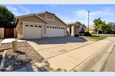 910 S Paradise Drive, Gilbert, AZ 85233 - Photo 3