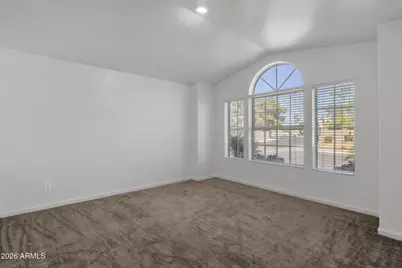 910 S Paradise Drive, Gilbert, AZ 85233 - Photo 7