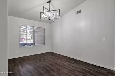 910 S Paradise Drive, Gilbert, AZ 85233 - Photo 11
