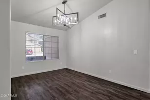 910 S Paradise Dr, Gilbert, AZ 85233 - Photo 11
