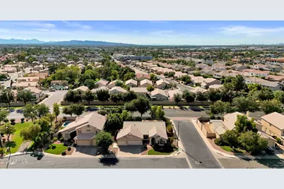 910 S Paradise Drive, Gilbert, AZ 85233 - Photo 49