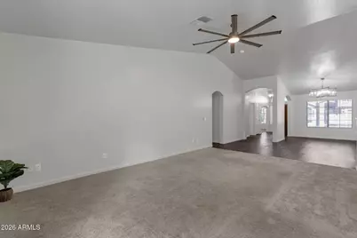 910 S Paradise Drive, Gilbert, AZ 85233 - Photo 15