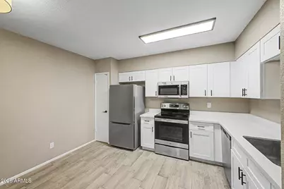 830 S Dobson Road #21, Mesa, AZ 85202 - Photo 9