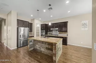 450 E Torrey Pines Pl, Chandler, AZ 85249 - Photo 11