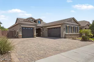 450 E Torrey Pines Pl, Chandler, AZ 85249 - Photo 3