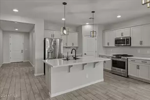 12826 W Tuckey Ln, Glendale, AZ 85307 - Photo 11