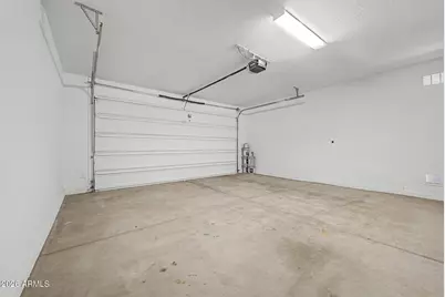 9004 W Georgia Avenue, Glendale, AZ 85305 - Photo 31