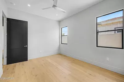 3210 E Oregon Avenue, Phoenix, AZ 85018 - Photo 63