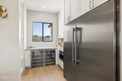 3210 E Oregon Avenue, Phoenix, AZ 85018 - Photo 11