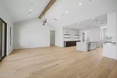 3210 E Oregon Avenue, Phoenix, AZ 85018 - Photo 15