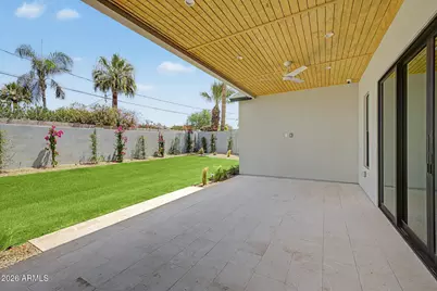 3210 E Oregon Avenue, Phoenix, AZ 85018 - Photo 23