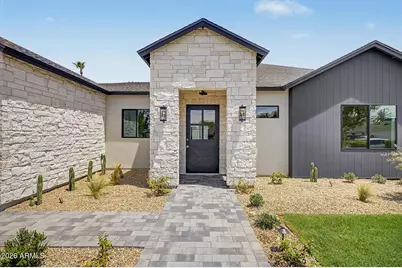 3210 E Oregon Avenue, Phoenix, AZ 85018 - Photo 3
