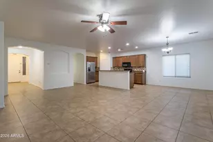 12175 W Locust Ln, Avondale, AZ 85323 - Photo 3