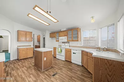 9752 E Empress Avenue, Mesa, AZ 85208 - Photo 5