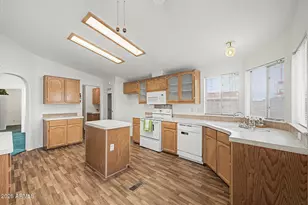 9752 E Empress Ave, Mesa, AZ 85208 - Photo 5