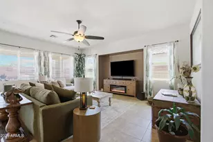 13627 S 177th Ave, Goodyear, AZ 85338 - Photo 5