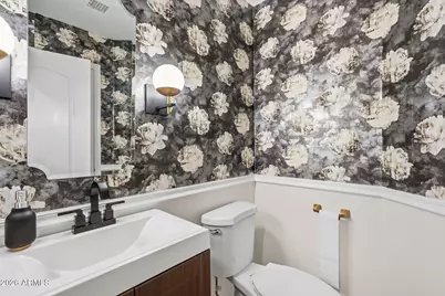 4301 N 21st Street #28, Phoenix, AZ 85016 - Photo 17