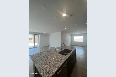 11148 W Parkway Drive, Tolleson, AZ 85353 - Photo 11