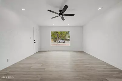 640 S Pasadena --, Mesa, AZ 85210 - Photo 9