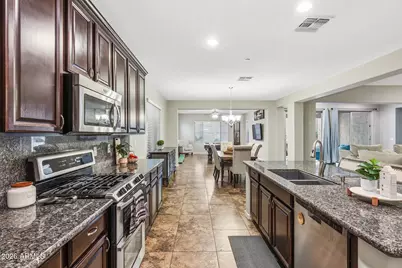 13392 W Creosote Drive, Peoria, AZ 85383 - Photo 11