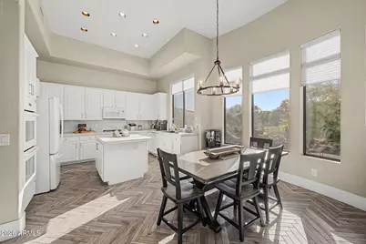 22852 N 52nd Street, Phoenix, AZ 85054 - Photo 13