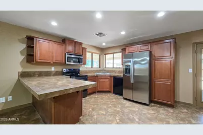 8002 W Maryland Avenue, Glendale, AZ 85303 - Photo 15