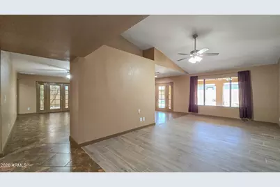 8002 W Maryland Avenue, Glendale, AZ 85303 - Photo 13