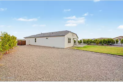 2058 S 241st Avenue, Buckeye, AZ 85326 - Photo 31
