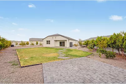 2058 S 241st Avenue, Buckeye, AZ 85326 - Photo 33