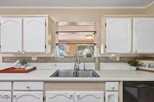 35 W Kayetan Dr, Sierra Vista, AZ 85635 - Photo 11