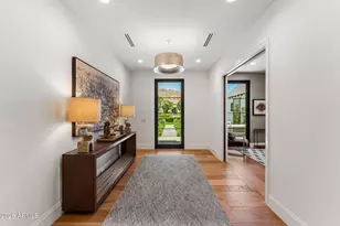 5843 E Calle Del Sud, Phoenix, AZ 85018 - Photo 11