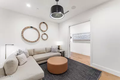 5843 E Calle Del Sud --, Phoenix, AZ 85018 - Photo 35