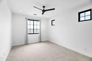 4518 N 39th St, Phoenix, AZ 85018 - Photo 31