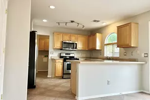 16036 N 11th Ave, Phoenix, AZ 85023 - Photo 7