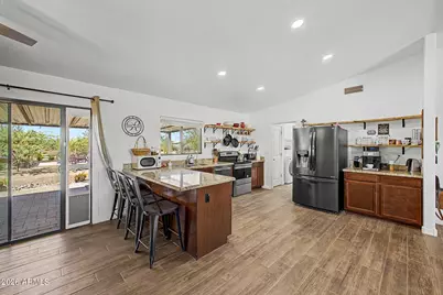 32510 N 165th Avenue, Surprise, AZ 85387 - Photo 7