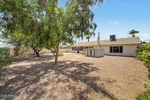 12011 S Tomi Dr, Phoenix, AZ 85044 - Photo 23